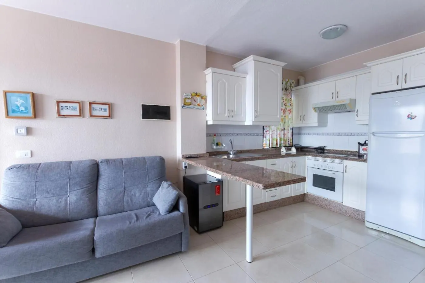 Apartment Brisa Del Mar Los Cristianos Arona  Spain